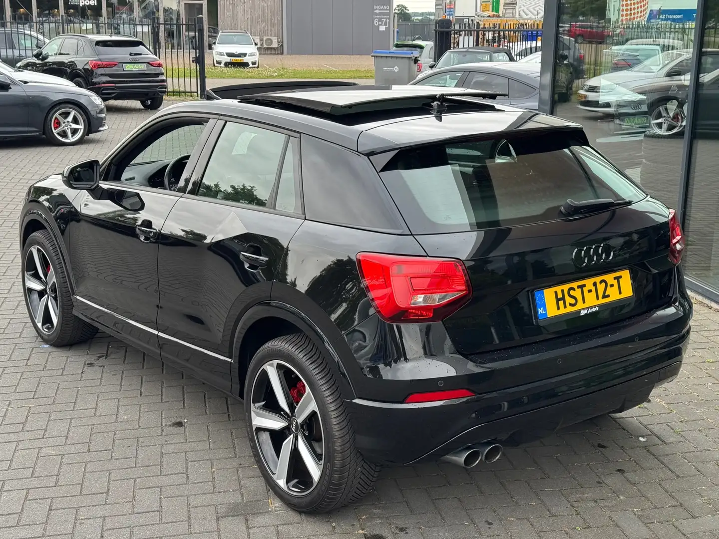 Audi Q2 1.4 TFSI CoD S-Line * Panoramadak * Trekhaak * 1E Siyah - 2