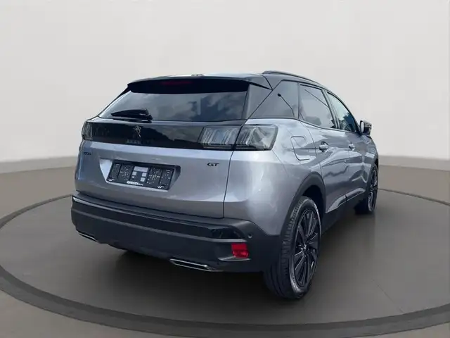 Peugeot 3008 view 5