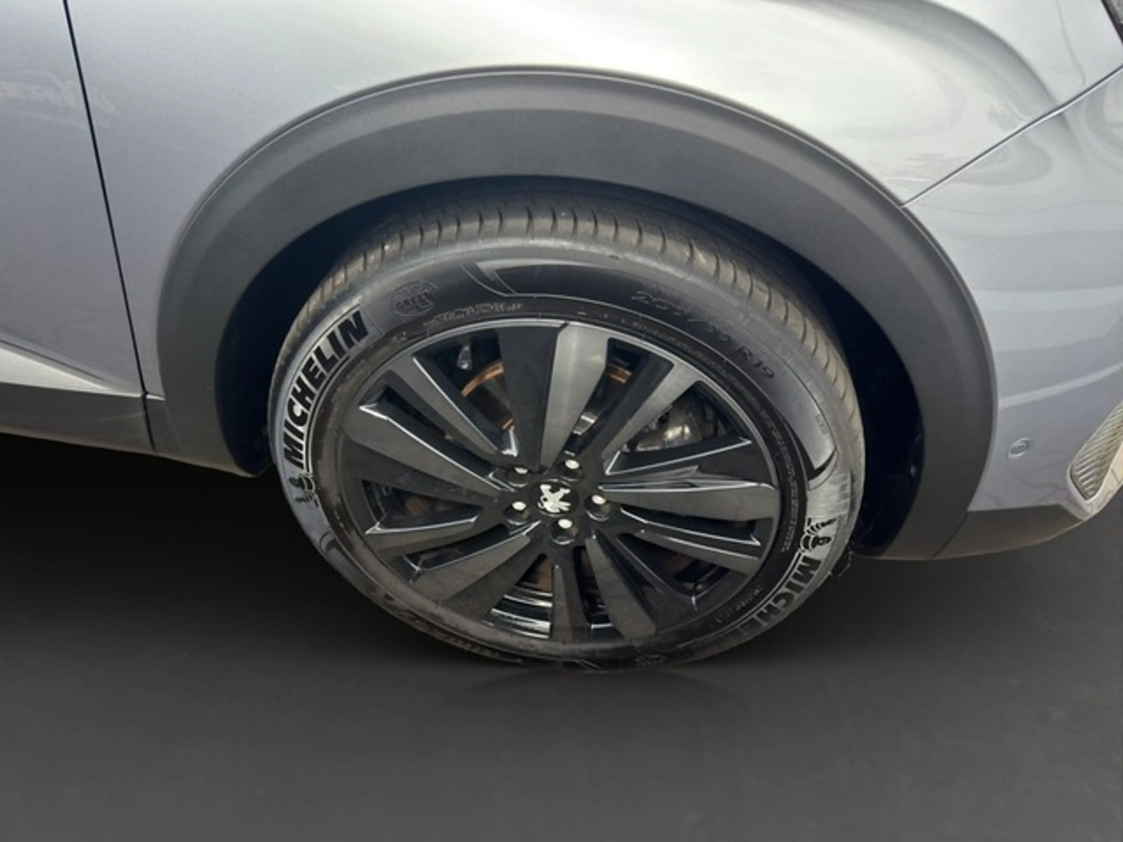 Peugeot 3008 GT PT 130 EAT8 +PANO+ACC+SHZ+LED+KAMERA+ — photo 8