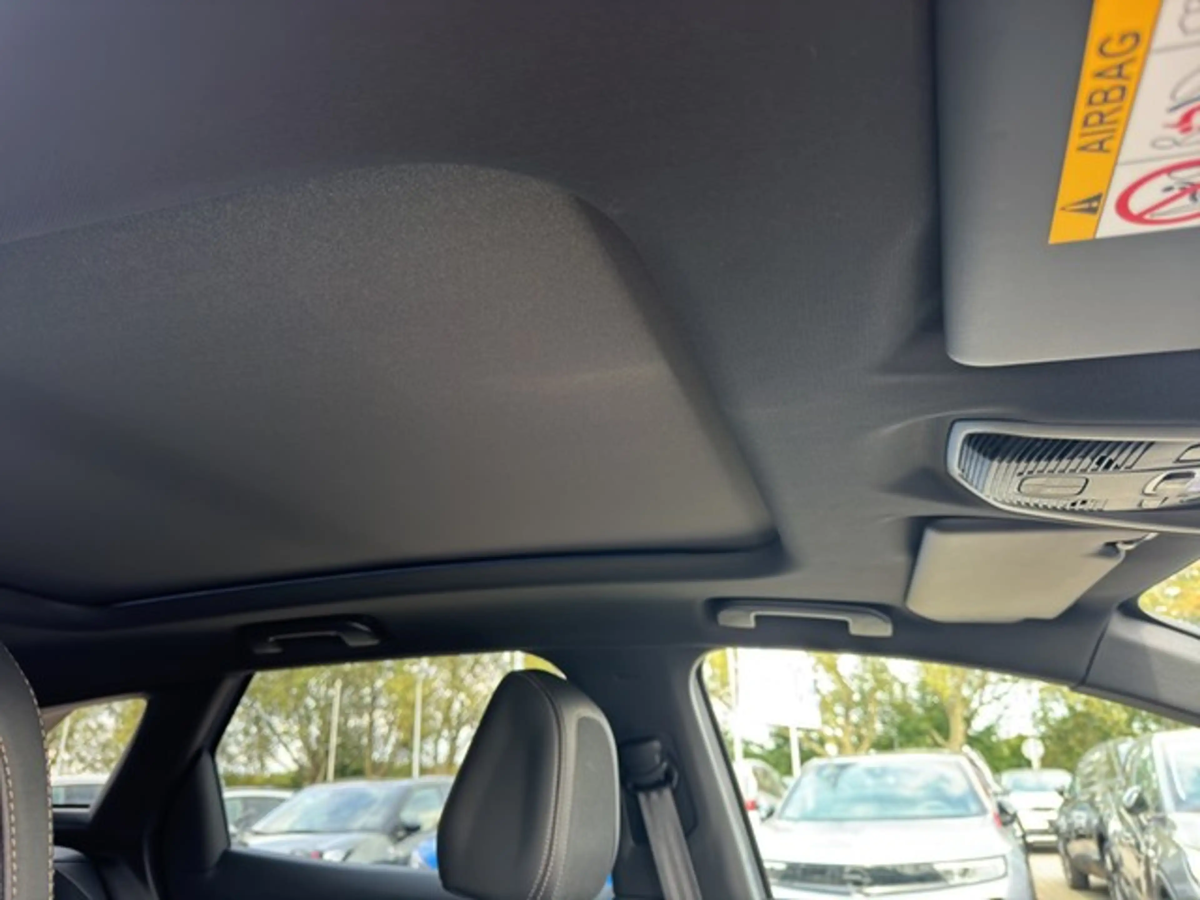 Peugeot 3008 GT PT 130 EAT8 +PANO+ACC+SHZ+LED+KAMERA+ — photo 12