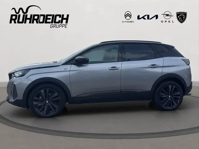 Peugeot 3008 view 2