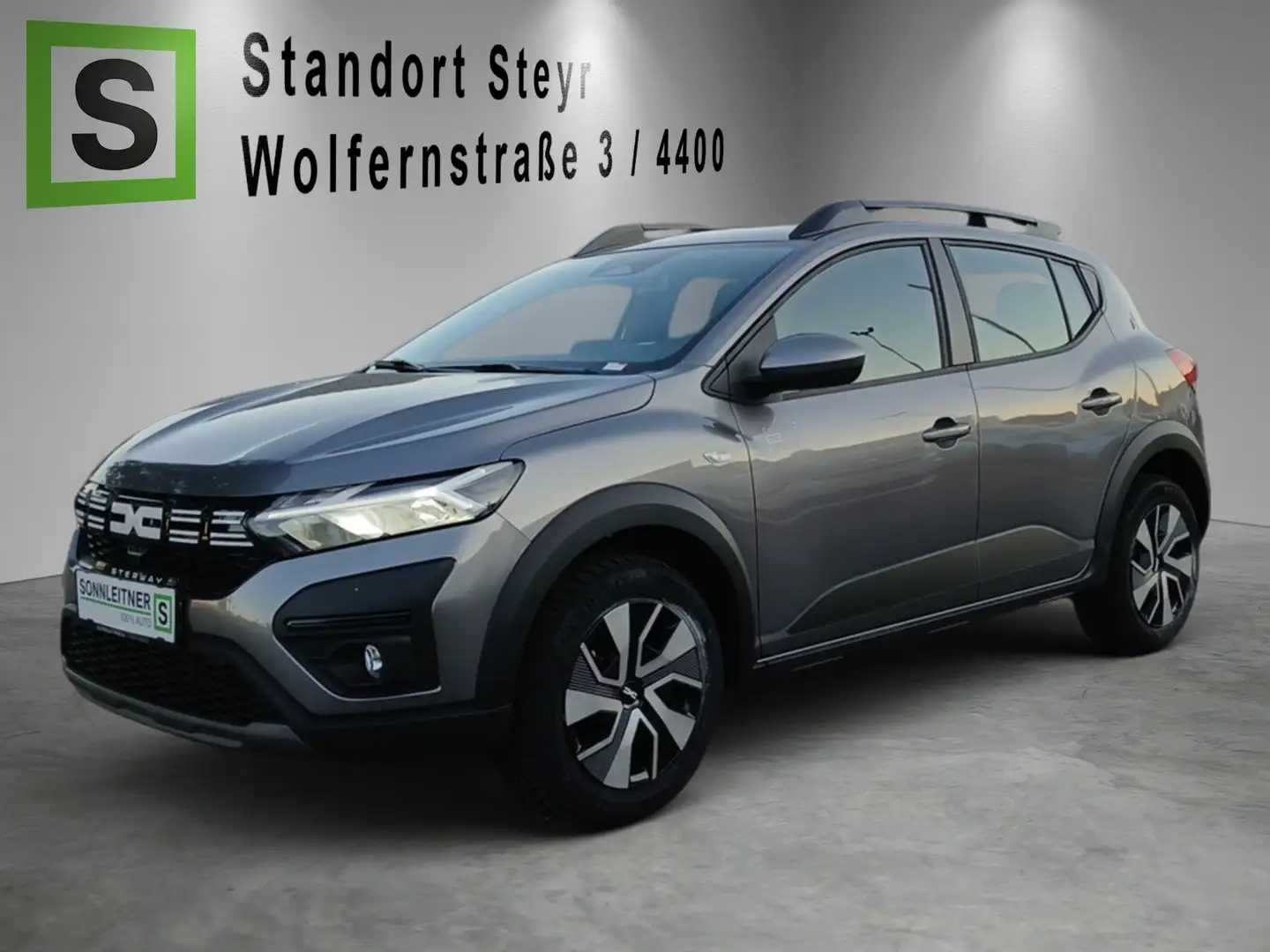 Dacia Sandero SANDERO Stepway Expression TCe 90 MY24 Grau - 1