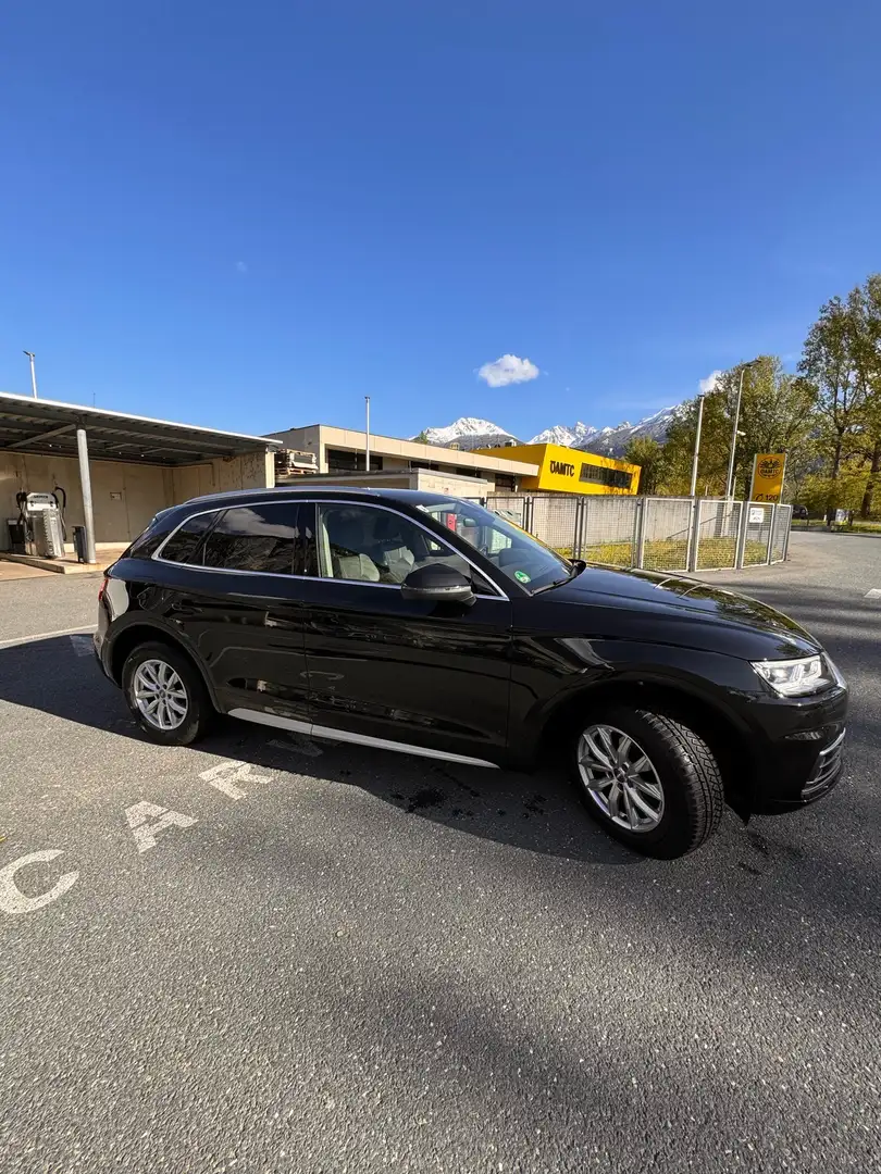 Audi Q5 2,0 TDI quattro S-tronic Schwarz - 1