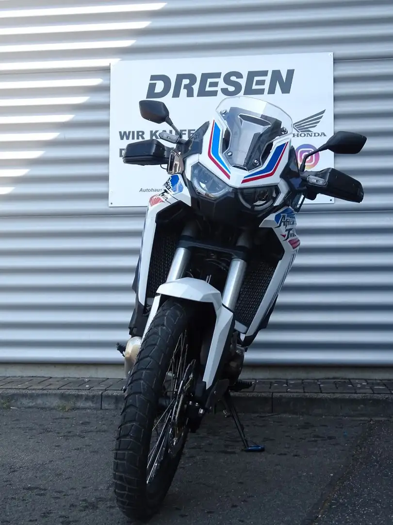 Honda CRF 1100 L  DCT * Top Case* 2600 km * bijela - 2