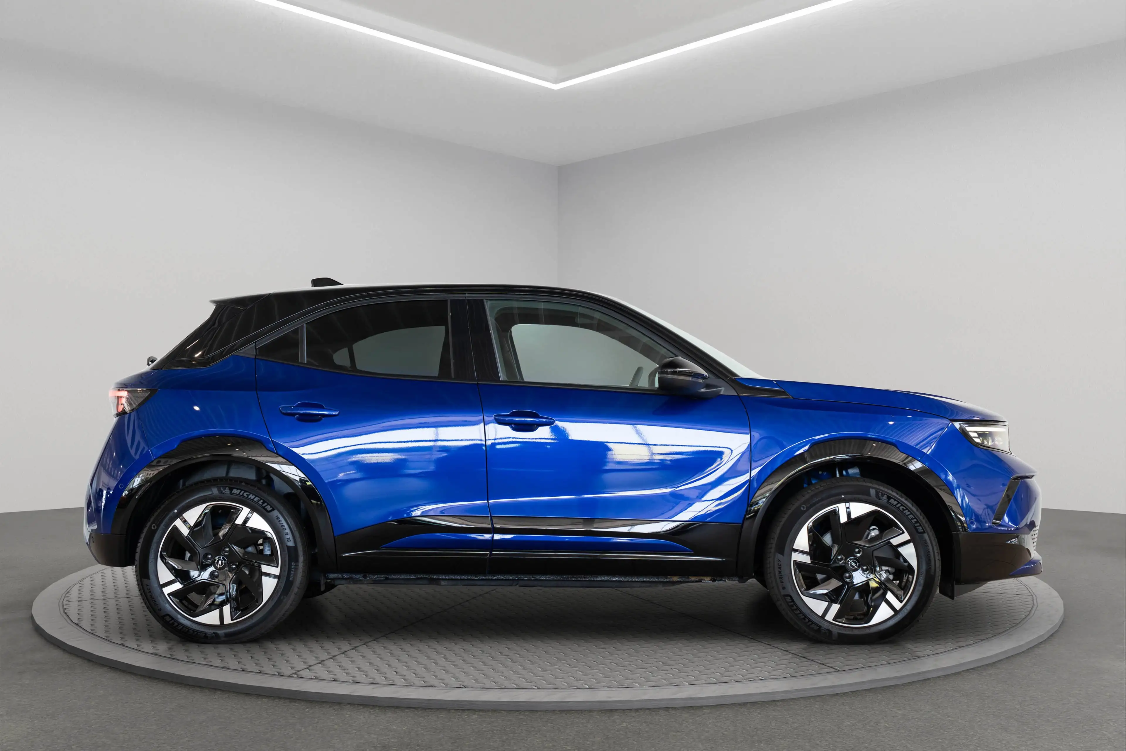 Opel Mokka-E Electric GS 54 kWh | SOH 96% | Matrix LED | Naviga — photo 6