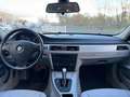 BMW 330 3 Touring 330d xDrive*AUTOMA.*KLIMAAUT.*TÜV* - thumbnail 16