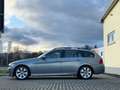 BMW 330 3 Touring 330d xDrive*AUTOMA.*KLIMAAUT.*TÜV* - thumbnail 2