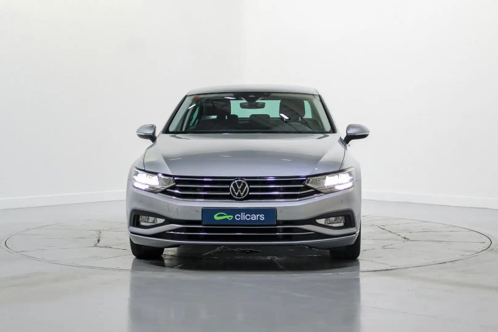 Volkswagen Passat 2.0TDI EVO Executive DSG7 110kW Gris - 2