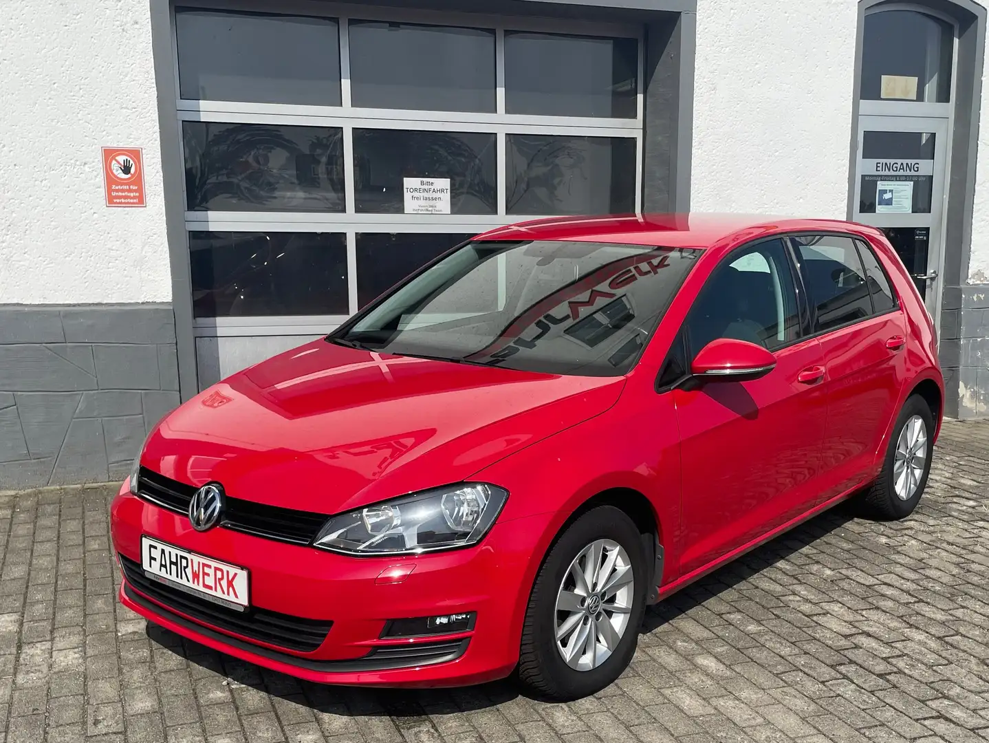 Volkswagen Golf Comfortline BMT Klima SH BC TÜV NEU Rot - 1