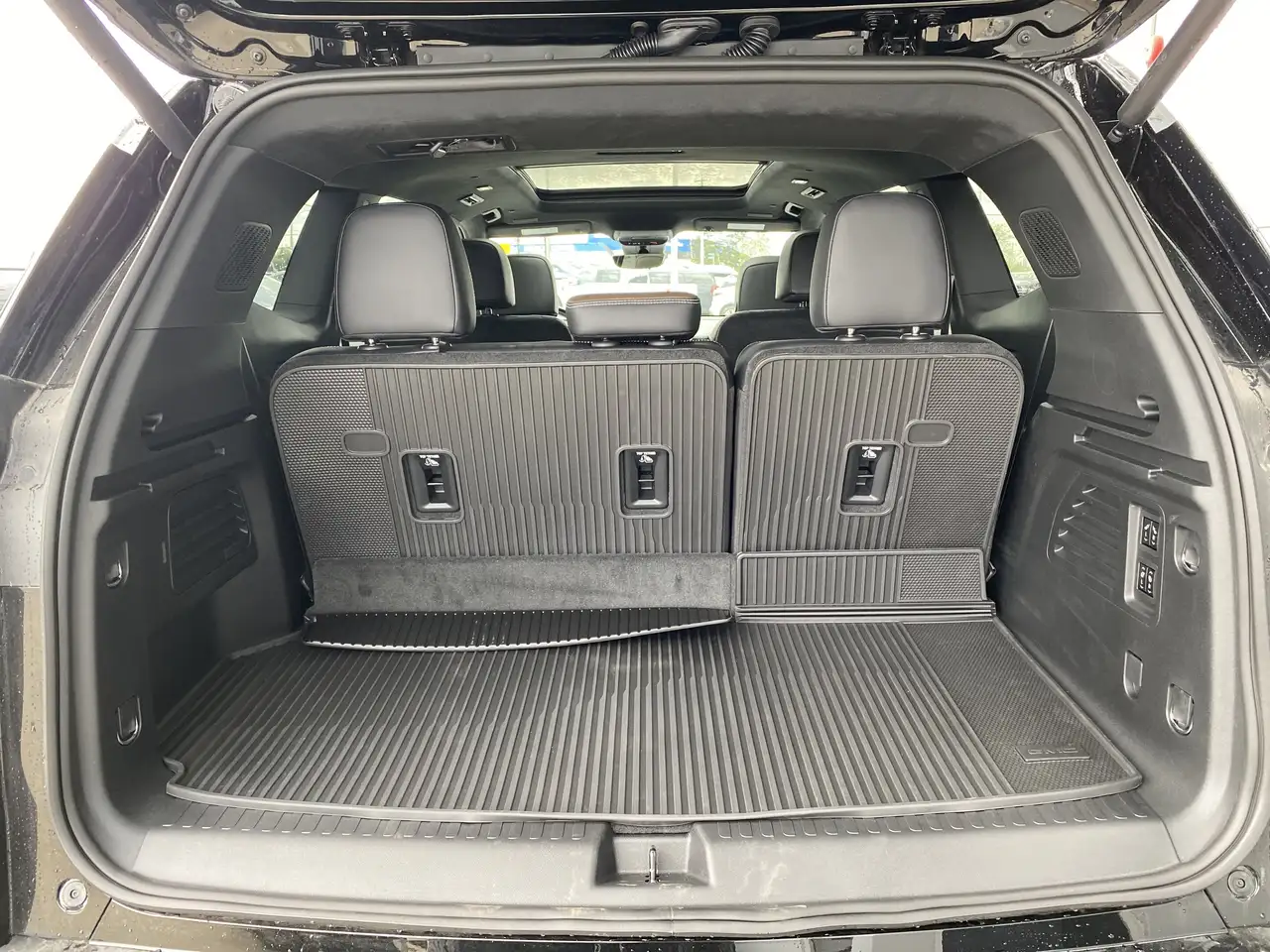 GMC Acadia снимка GMC Acadia