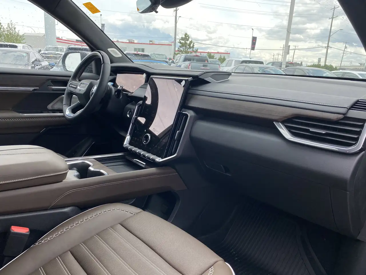 GMC Acadia снимка GMC Acadia