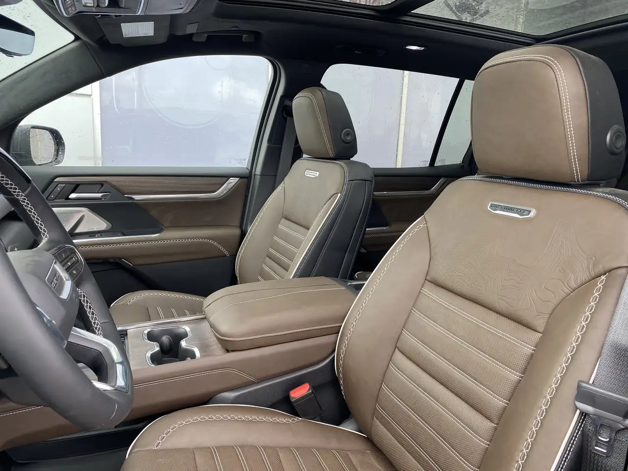 GMC Acadia снимка GMC Acadia