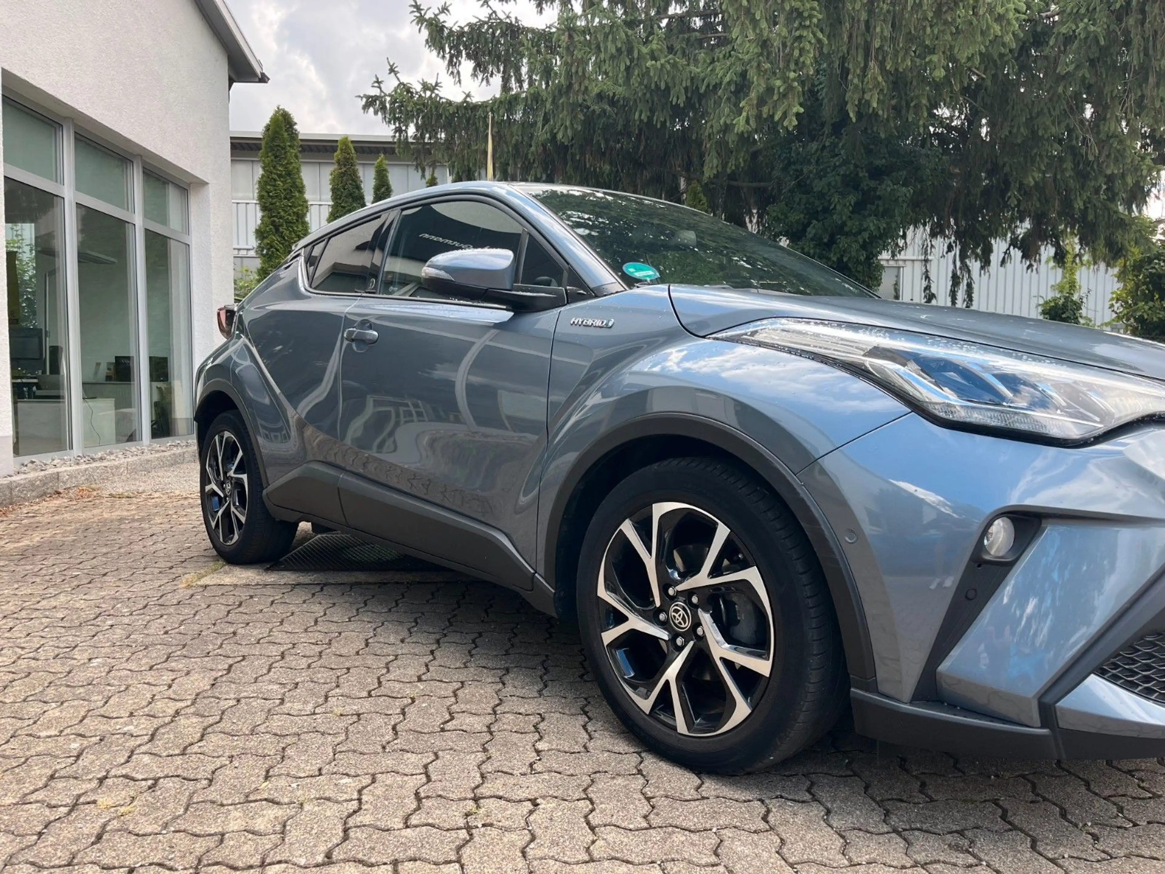 Toyota C-HR Hybrid Team D WKR — photo 2