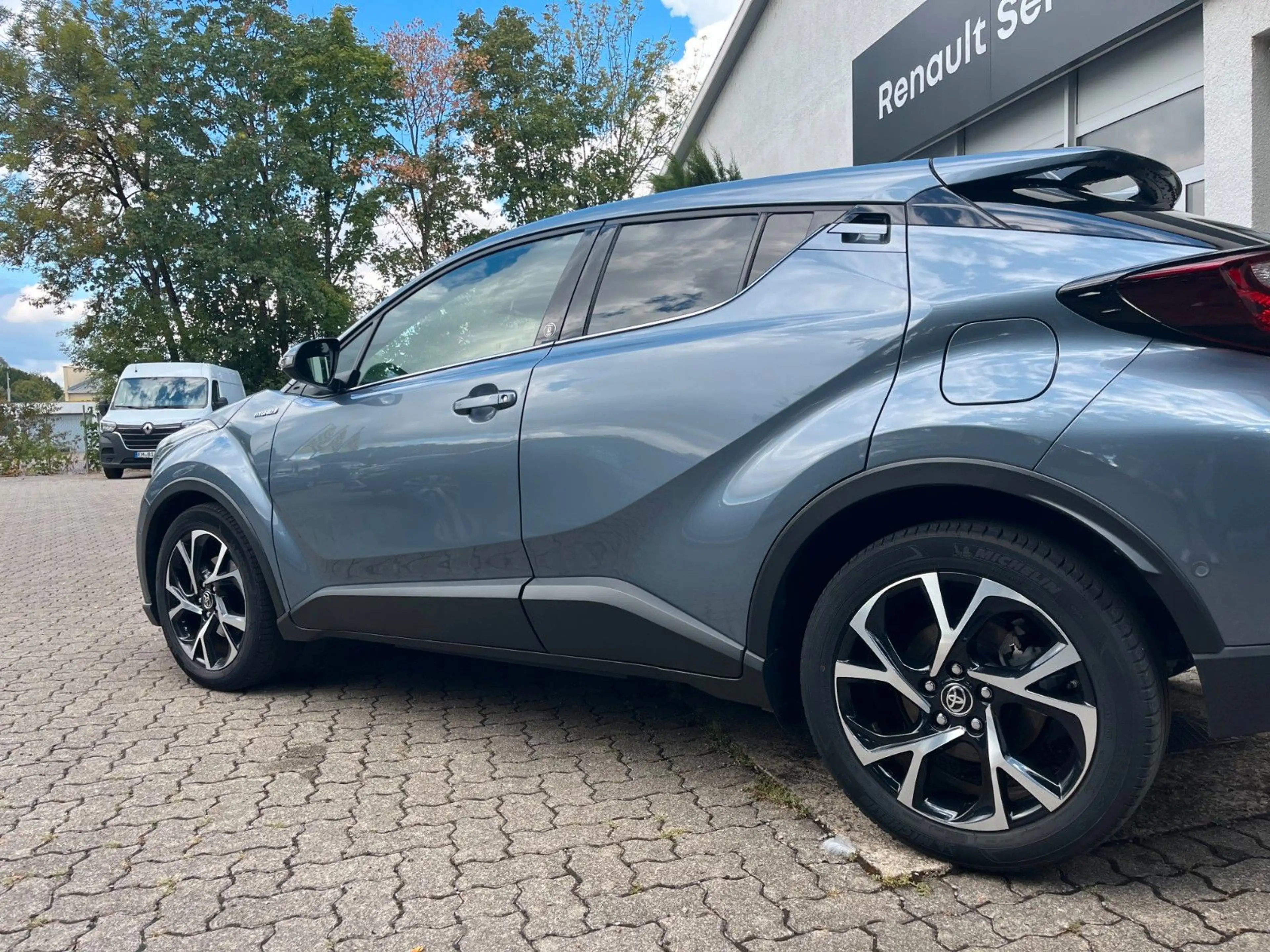 Toyota C-HR Hybrid Team D WKR — photo 4