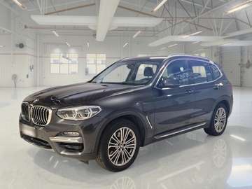 xDrive 30e Luxury Autom.