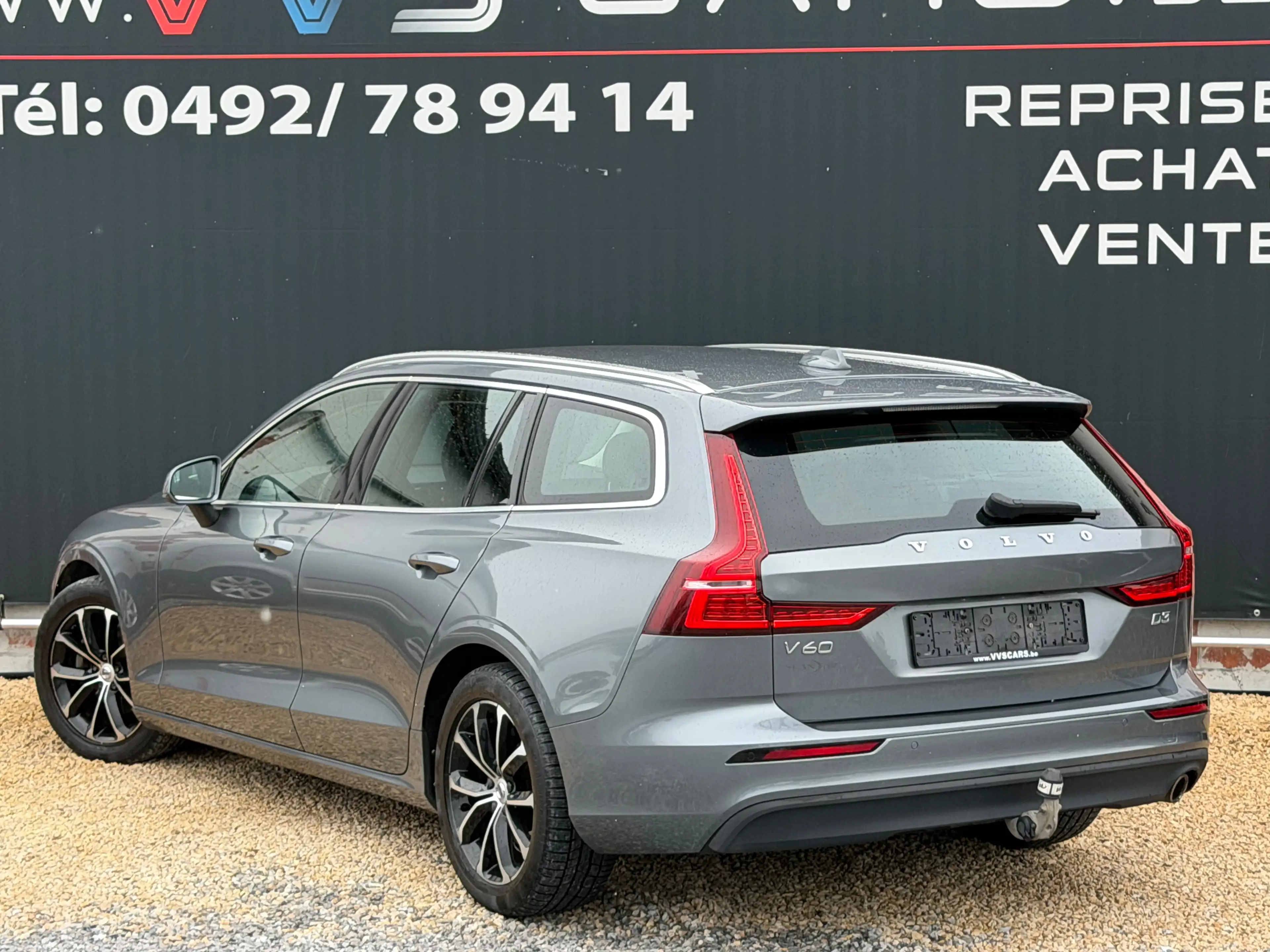 Volvo V60 Break 2.0 D3 Automatique - Full LED - Cuir - Caméra — photo 5