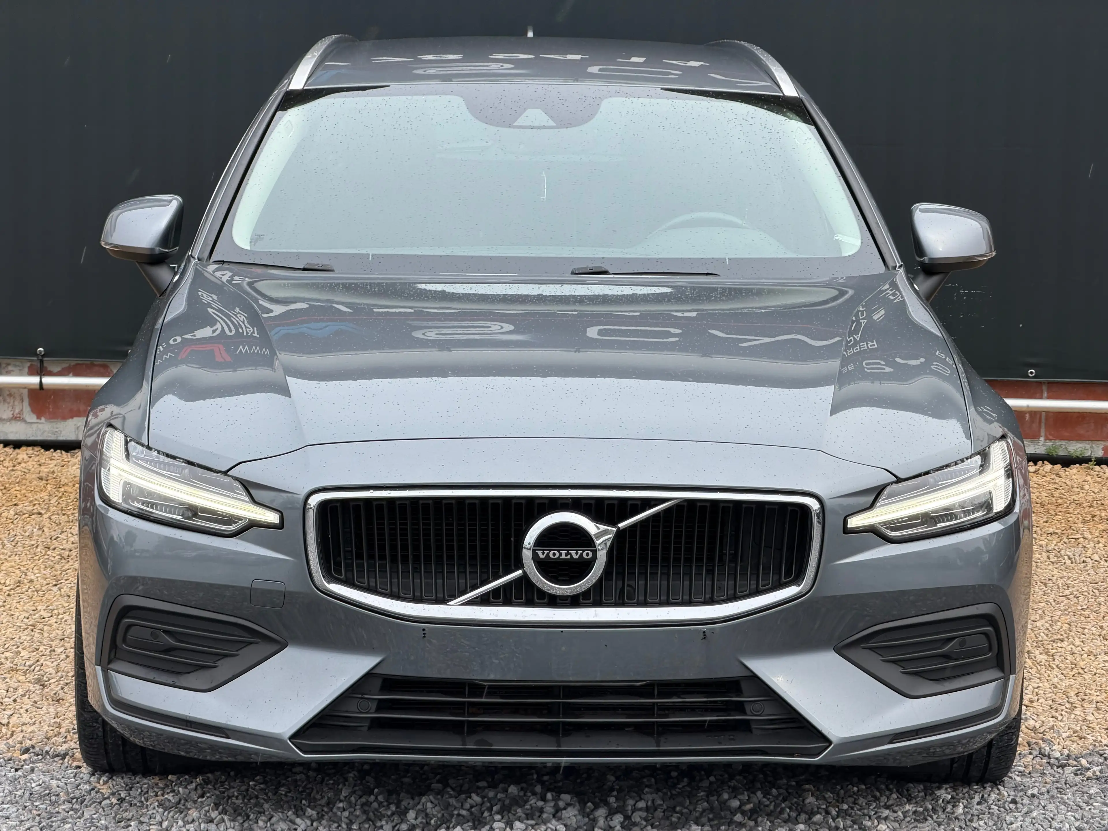 Volvo V60 Break 2.0 D3 Automatique - Full LED - Cuir - Caméra — photo 3