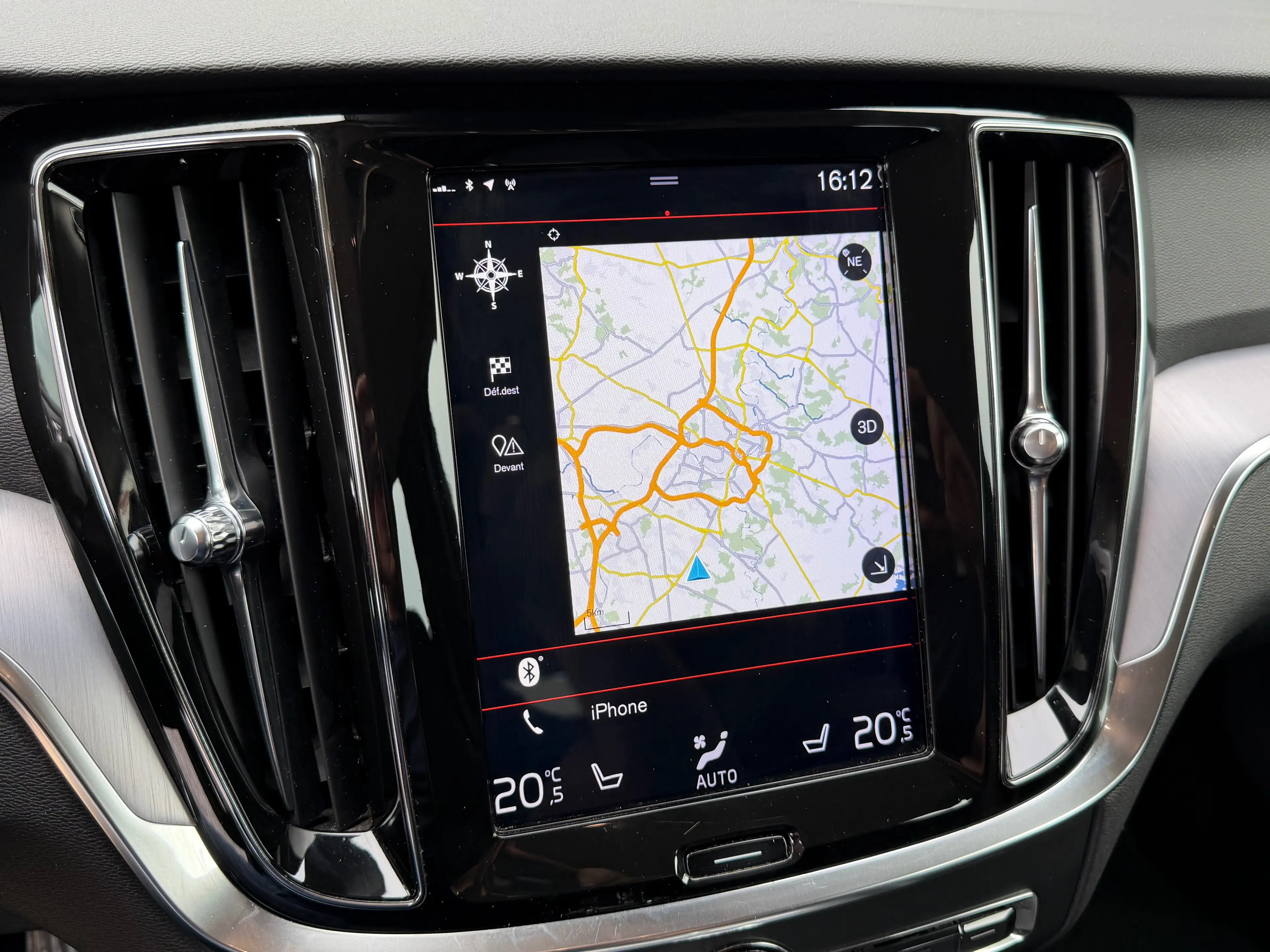 Volvo V60 Break 2.0 D3 Automatique - Full LED - Cuir - Caméra — photo 13