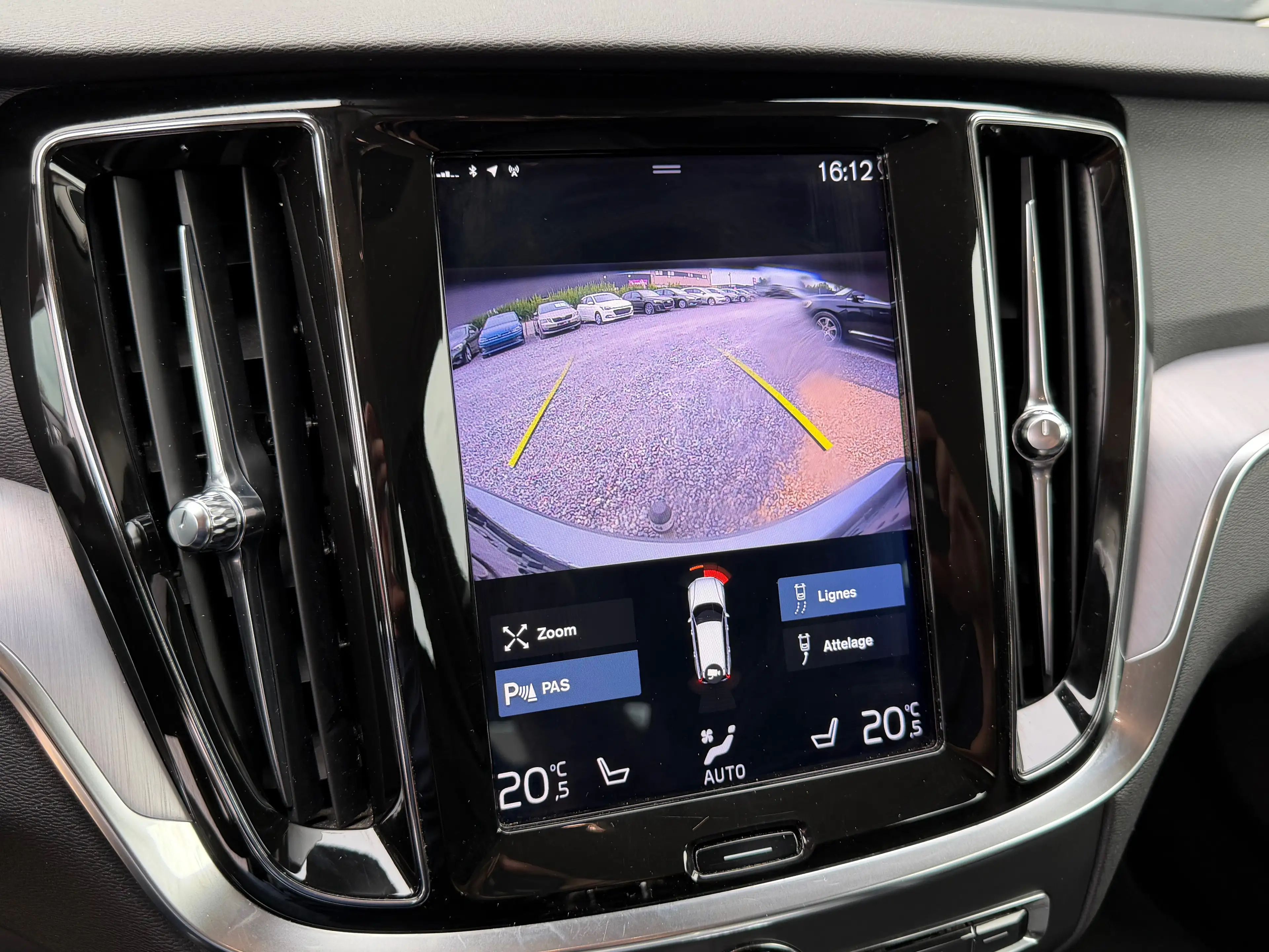 Volvo V60 Break 2.0 D3 Automatique - Full LED - Cuir - Caméra — photo 12