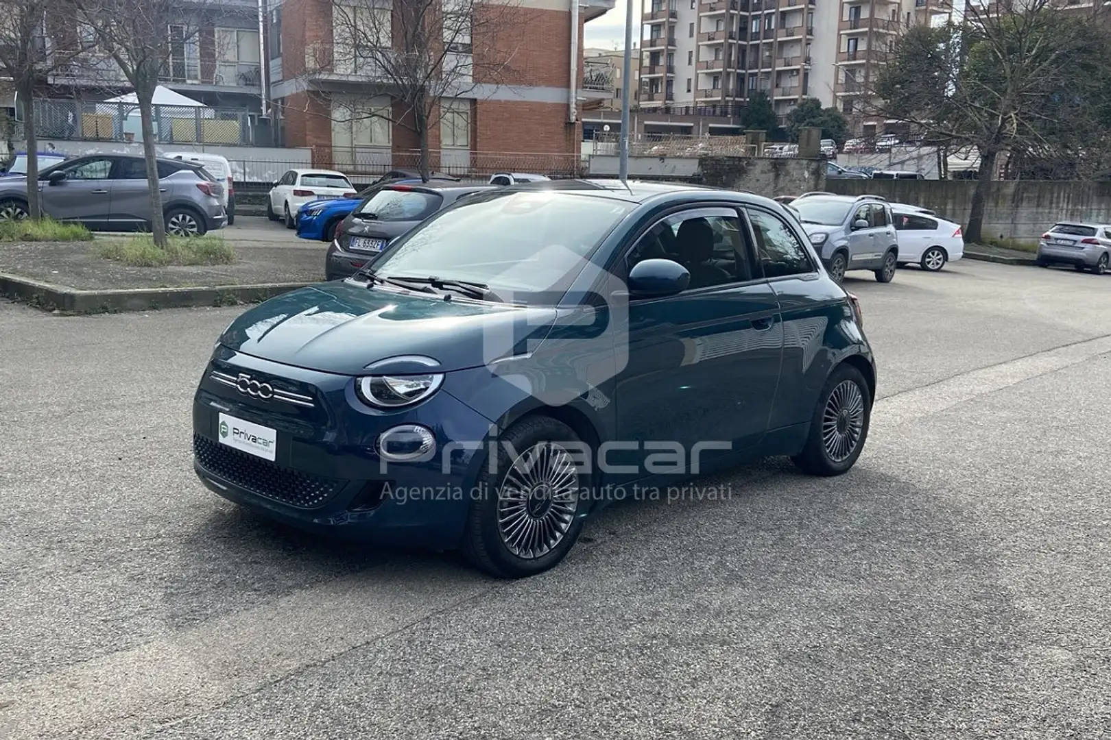 Fiat 500 500e 3+1 42 kWh Icon Blau - 1