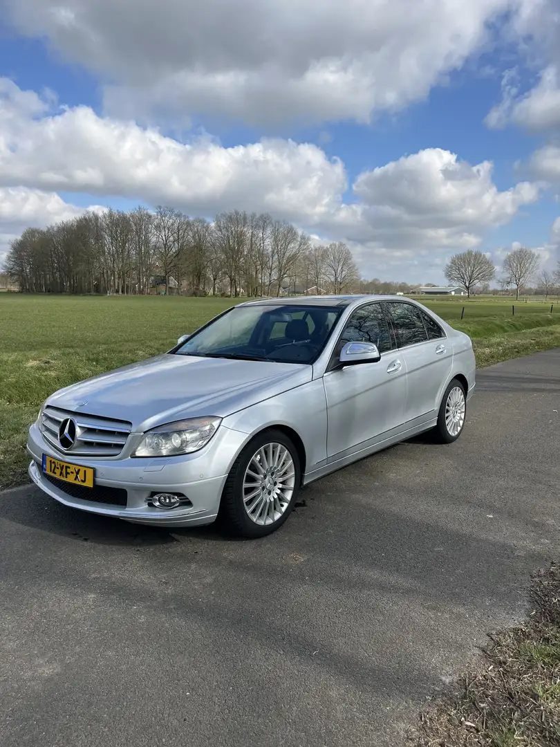 Mercedes-Benz C 350 Avantgarde Gris - 1