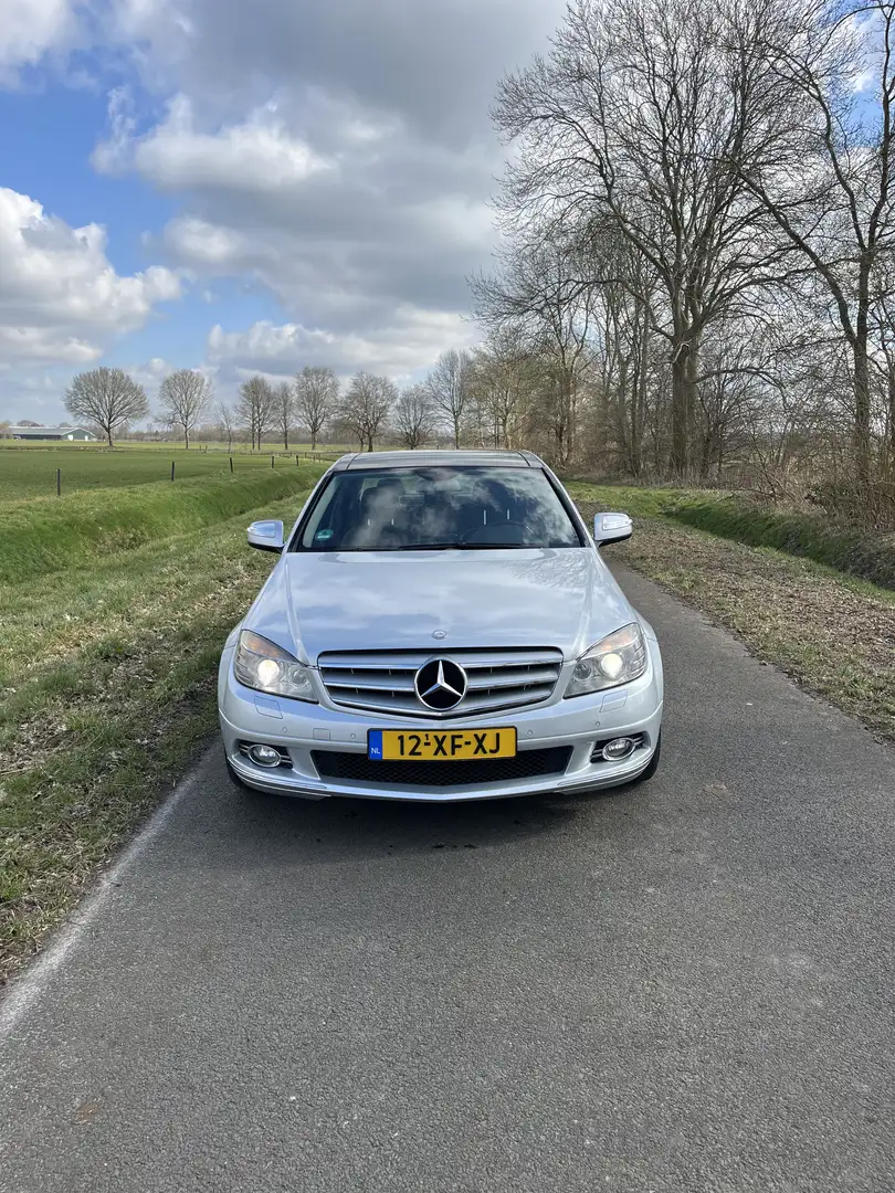 Mercedes-Benz C 350 Avantgarde Gris - 2