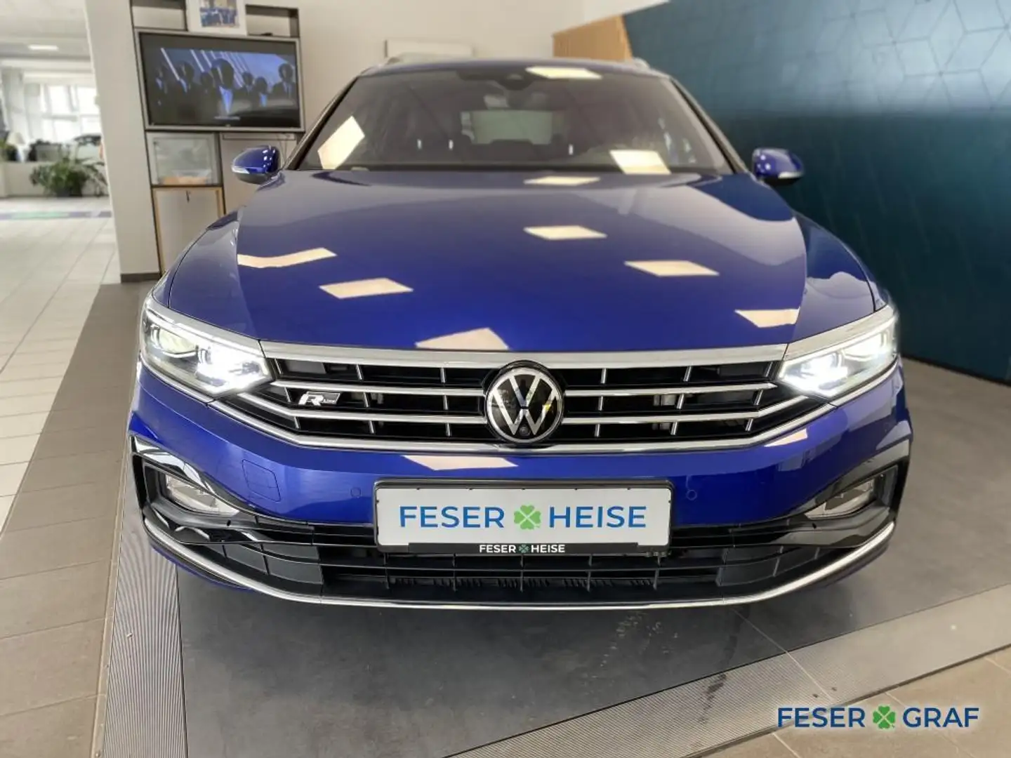 Volkswagen Passat Variant 2.0 TDI Elegance DSG*Leder*Pano*Navi*AHK*Matrix Blau - 2