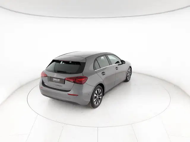 Mercedes-Benz A-Class view 3