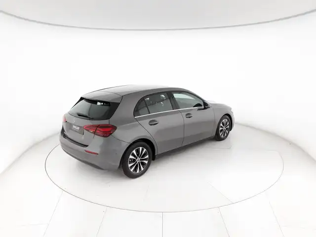 Mercedes-Benz A-Class view 4