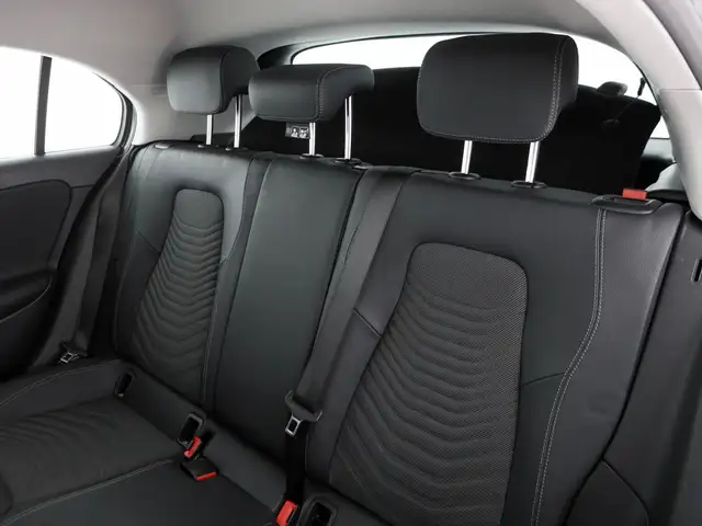Mercedes-Benz A-Class view 14