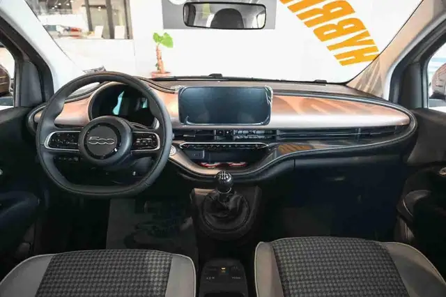 Fiat 500 view 6
