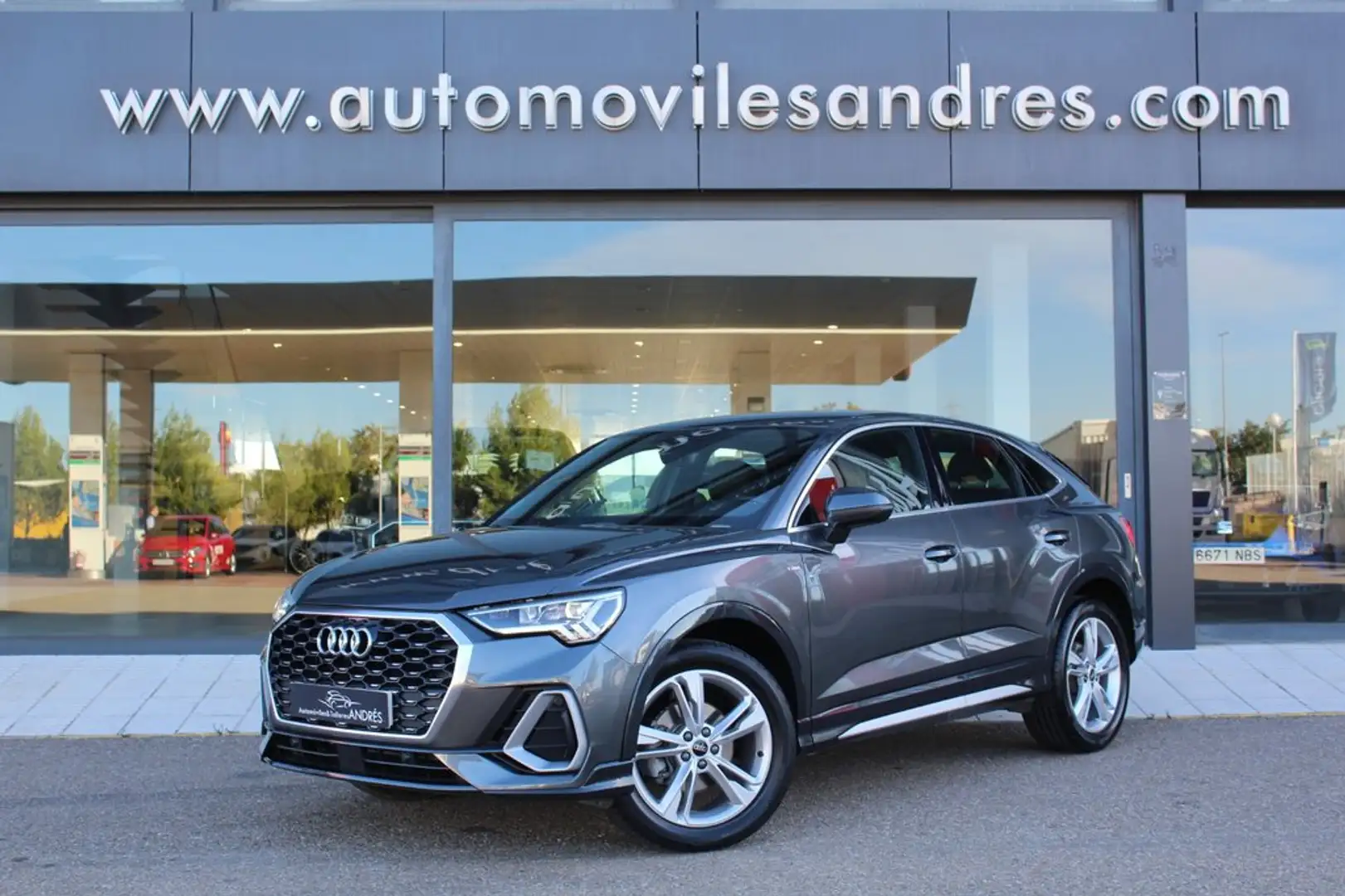 Audi Q3 35 TDI S line S tronic 110kW Gris - 1