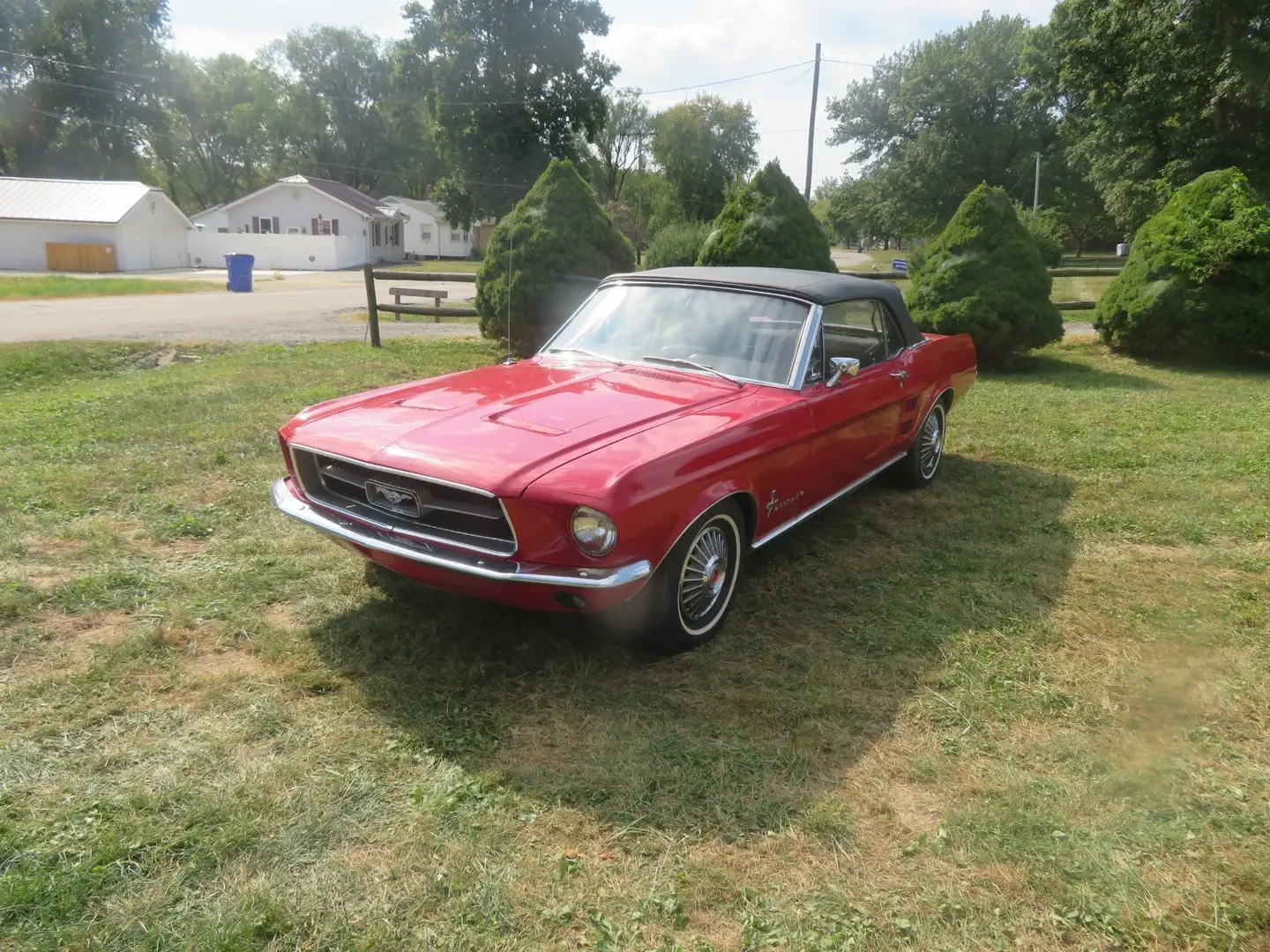 Ford Mustang Cabrio, S-Code, 390ci V8 BigBlock, Top-Gelegenheit Rot - 1
