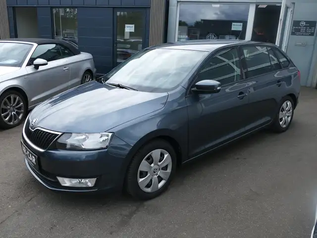 Skoda Rapid/Spaceback Rapid Spaceback 1.4 TDI Klimaautomatik - Navi