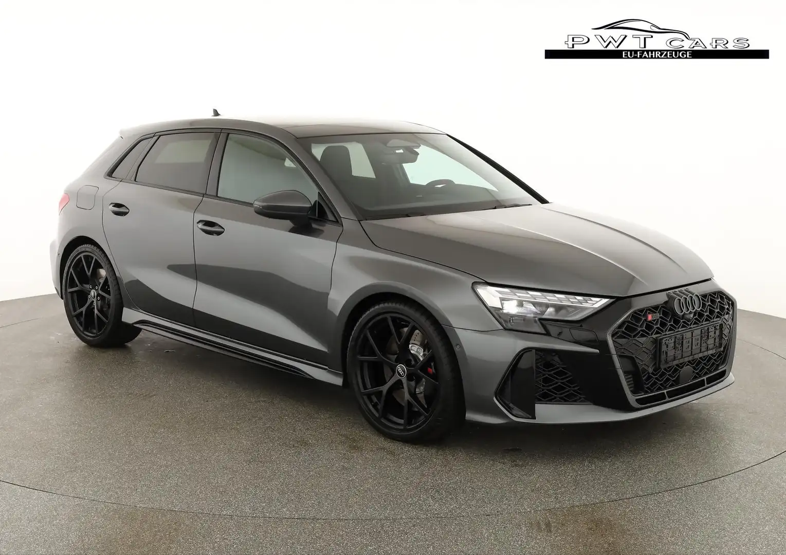 Audi RS3 Sportback 2.5 294 kW TFSI quattro quattro, Pano... Grau - 2