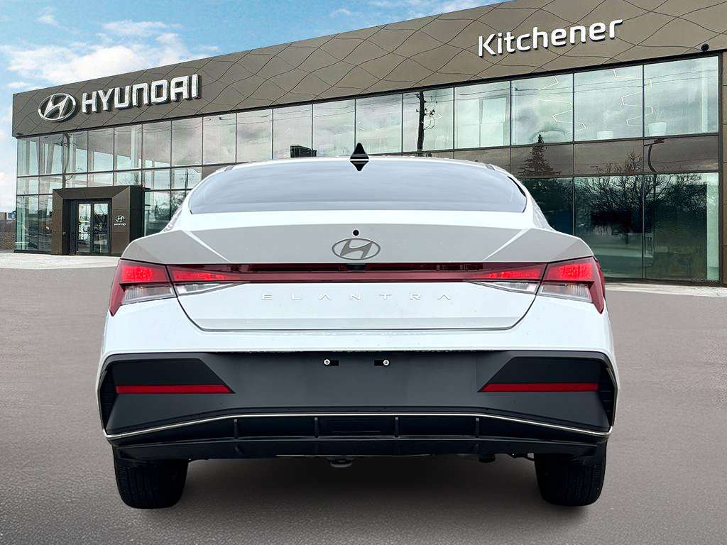 2024 Hyundai Elantra