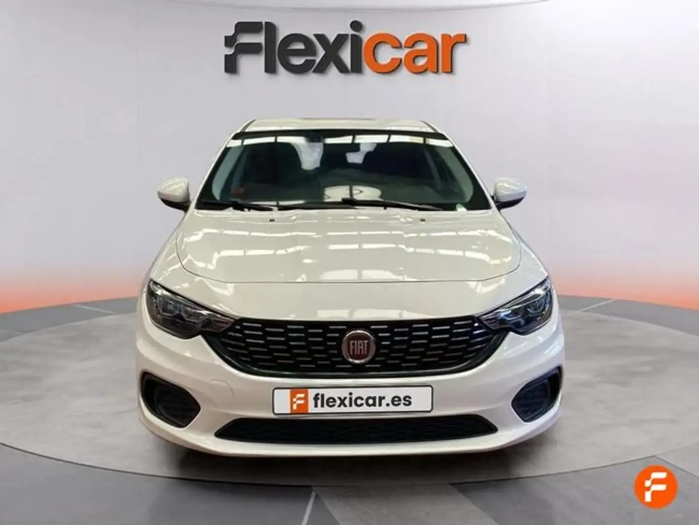 Fiat Tipo 1.4 16v Easy 70kW (95CV) gasolina 5p. Blanco - 1