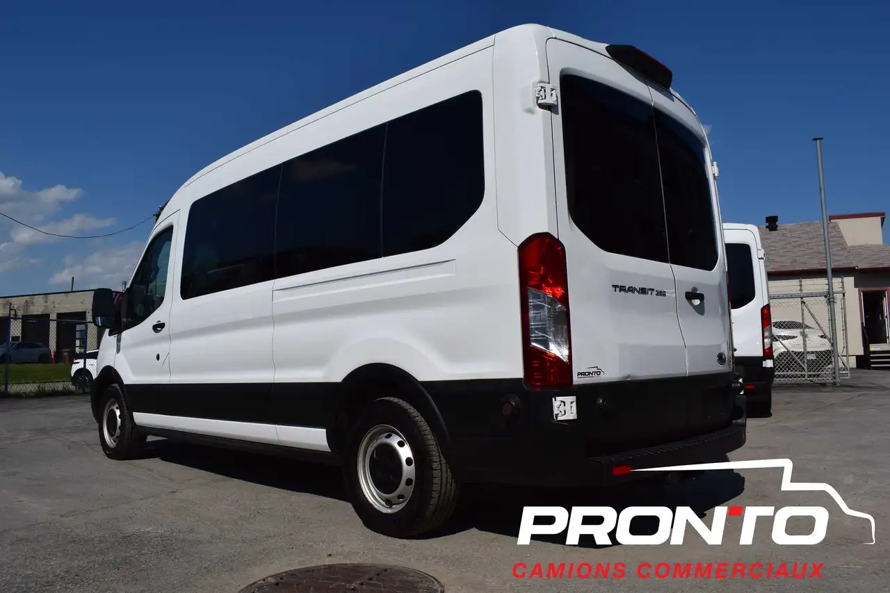 Ford Transit Passenger Wagon снимка Ford Transit Passenger Wagon
