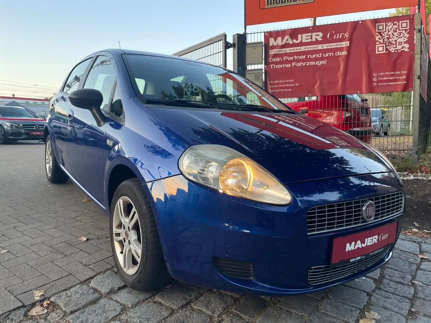 Fiat Grande Punto 1.4 8V Dynamic Blau - 1