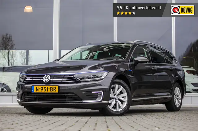 Volkswagen Passat Variant 1.4 TSI GTE Highline | Pano | Trekhaak | Stoelverw