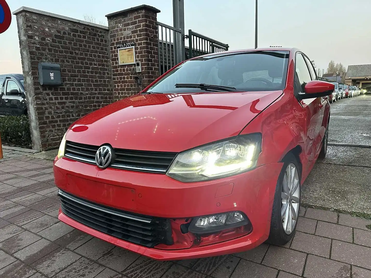 Volkswagen Polo 1.4 CR TDi MET 124DKM HANDELAARS & EXPORT Rouge - 1