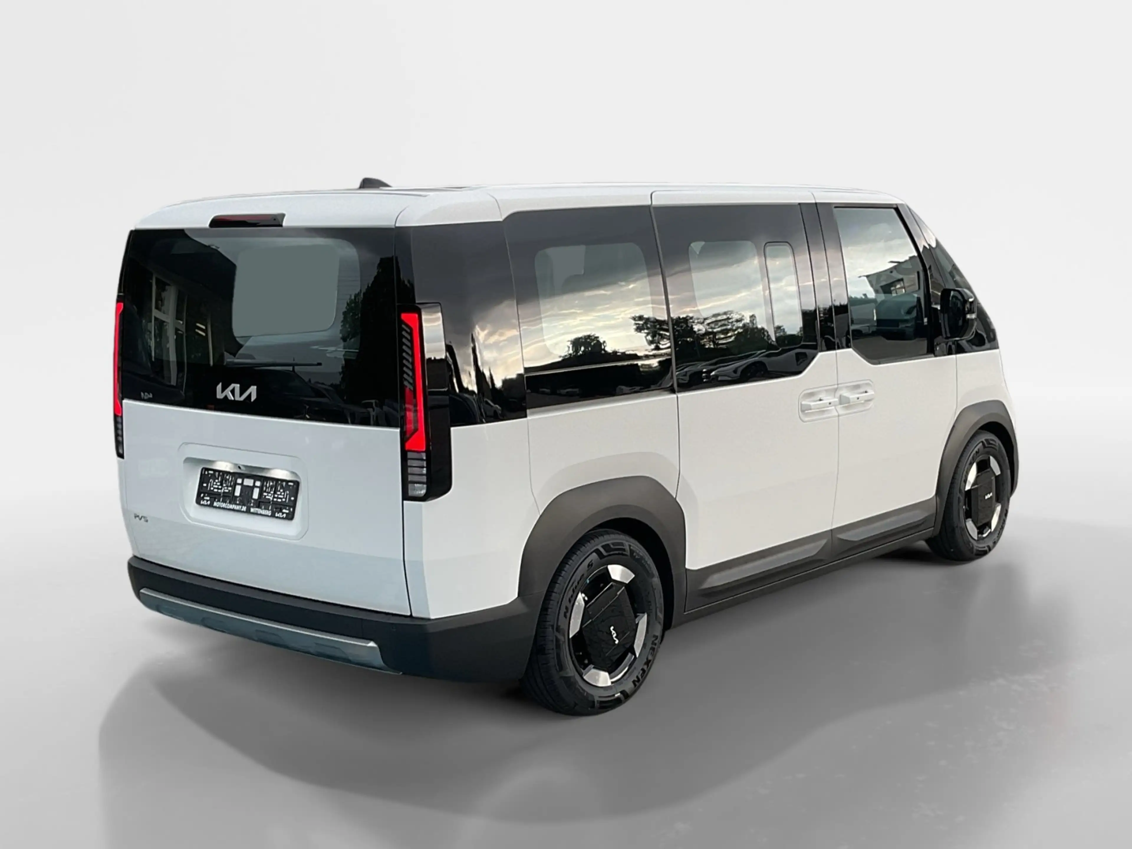 Kia PV5 Passenger Passenger Elektro 71,2 kWh Plus *Kamera*ACC — photo 5