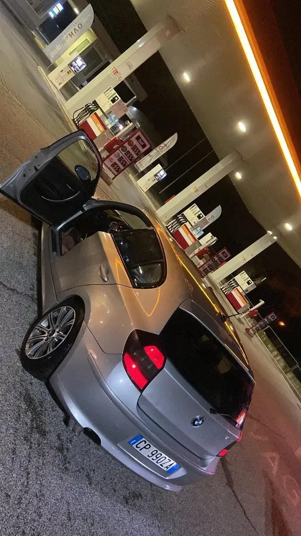 BMW 120 120d Attiva - 2