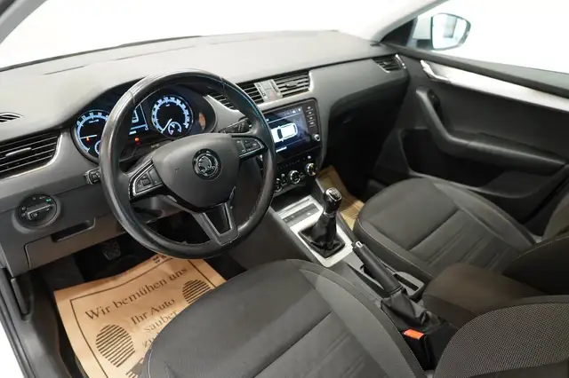 Skoda Octavia view 13