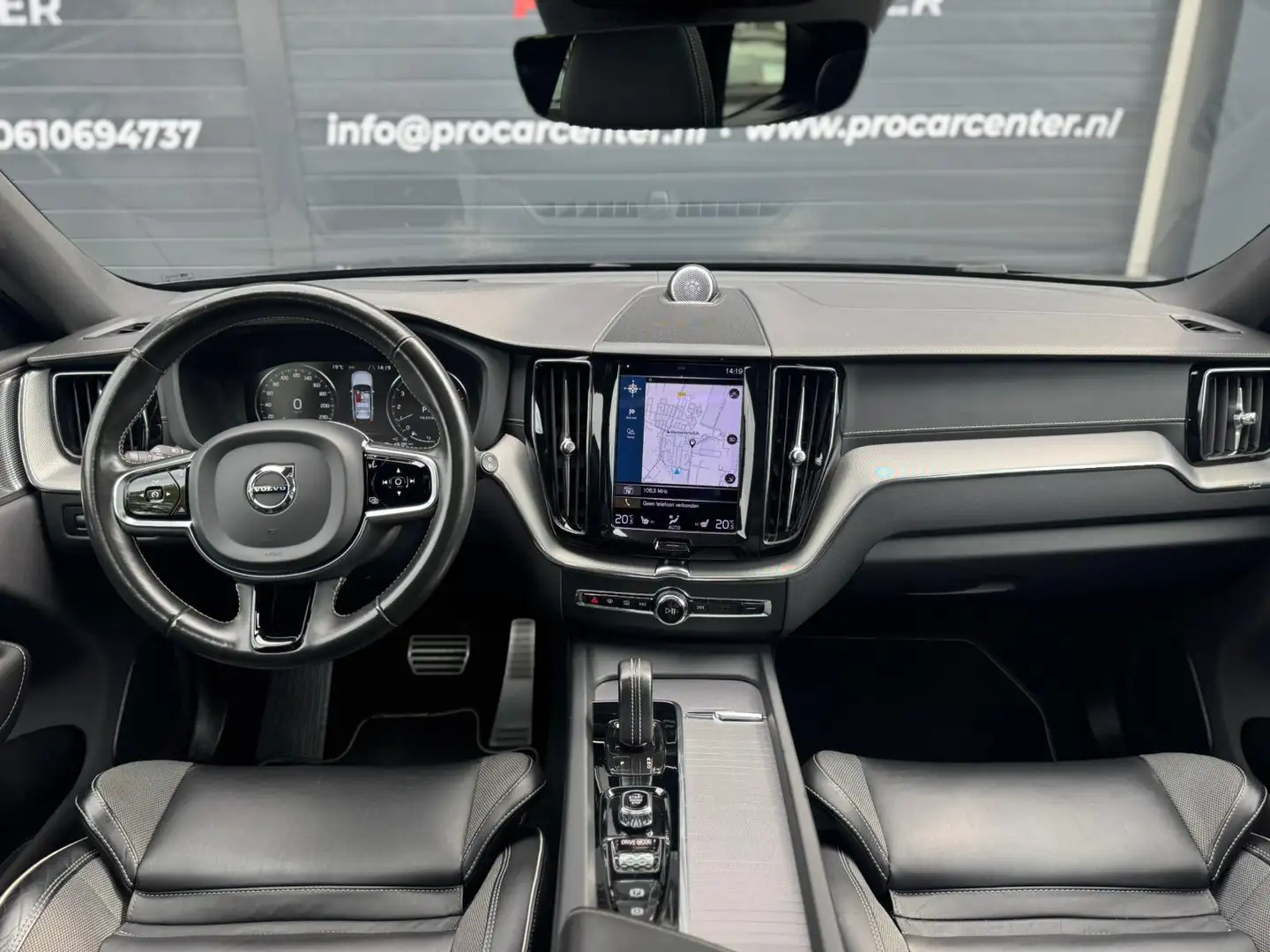 Volvo XC60 2.0 T8 Twin Engine AWD Inscription FULL OPTION Nero - 2