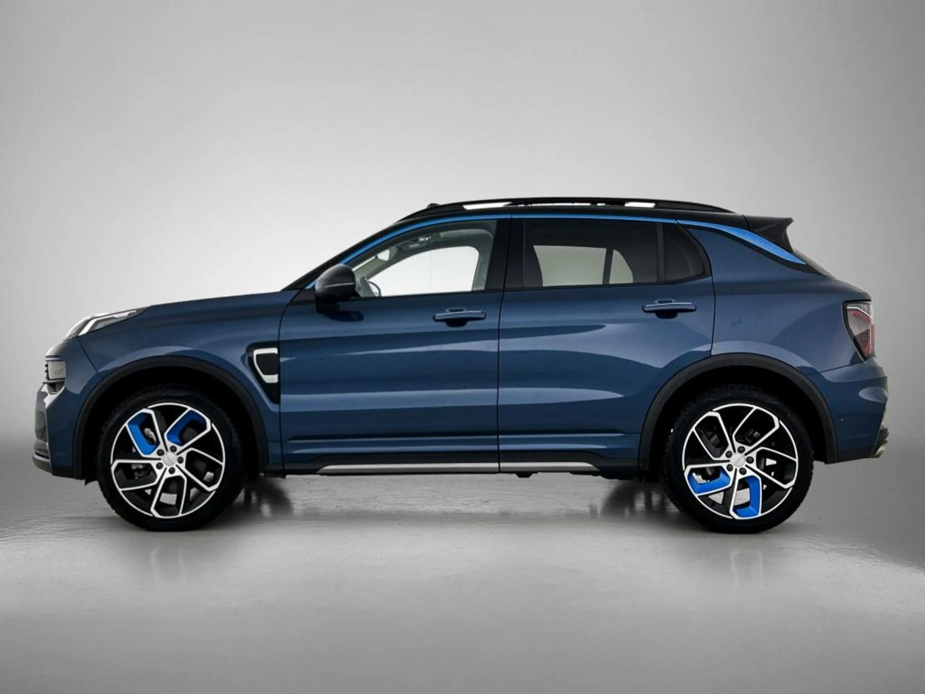 Lynk & Co 01 1.5 | Plug in Hybrid | Panorama dak | Stoelverwarm — photo 2