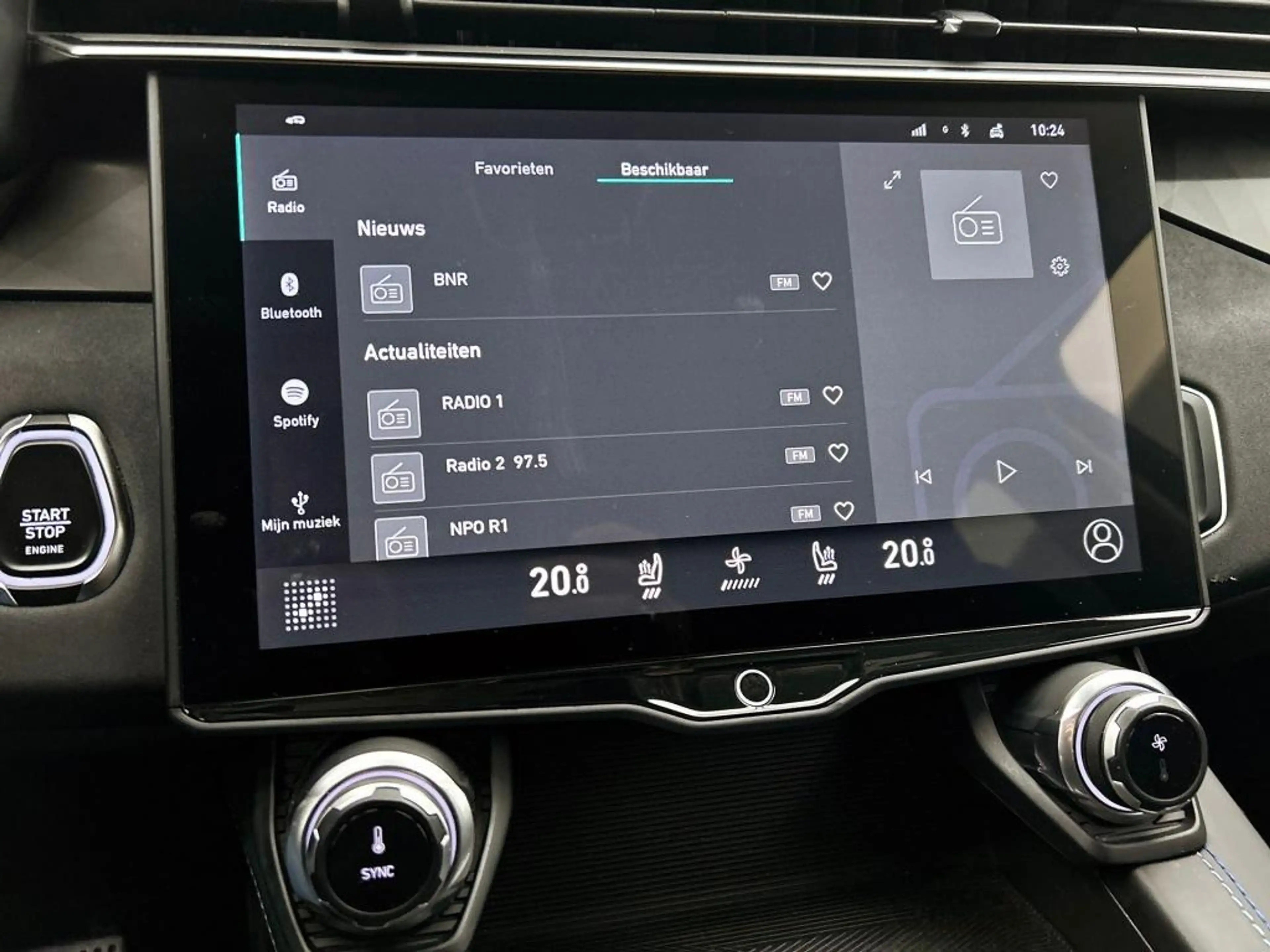 Lynk & Co 01 1.5 | Plug in Hybrid | Panorama dak | Stoelverwarm — photo 13