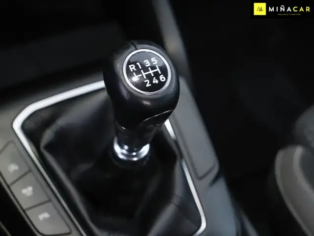Ford Focus view 9