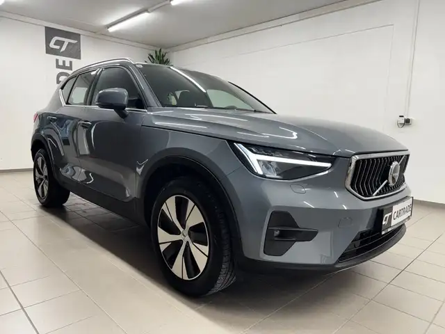 Volvo XC40 view 5