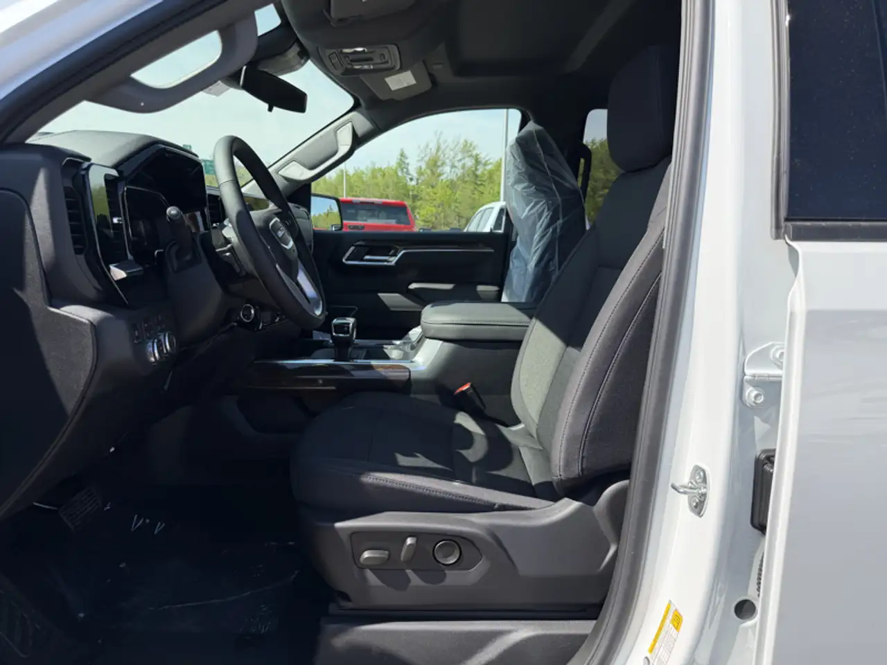 GMC Sierra 1500 снимка GMC Sierra 1500